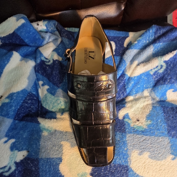 LIBERTYZANO MENS CLOSED TOE SANDALS 11 BLACK - Picture 10 of 13